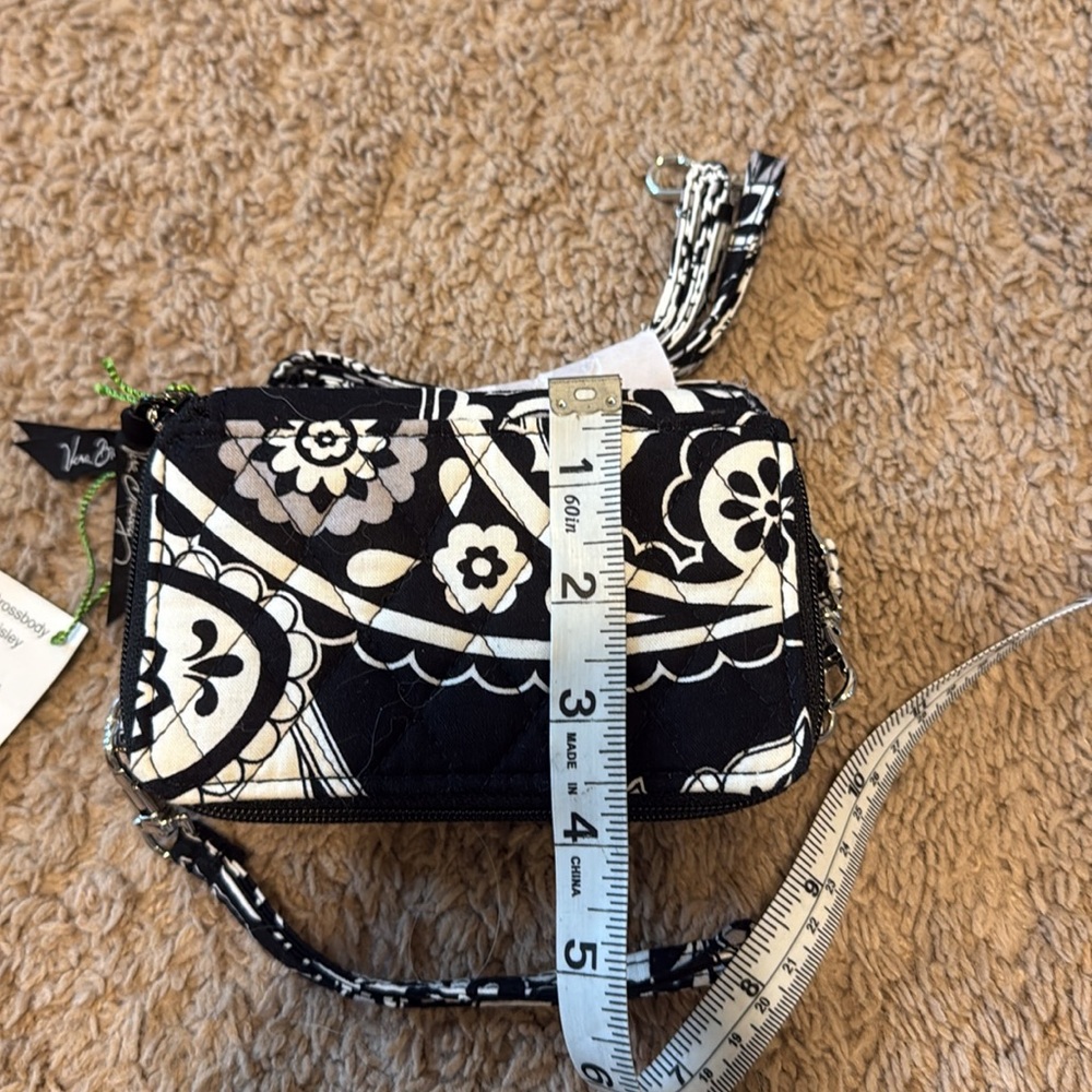 All in one Crossbody - Picture 8 of 9